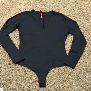 NWOT SPANX M Long Sleeve Bodysuit